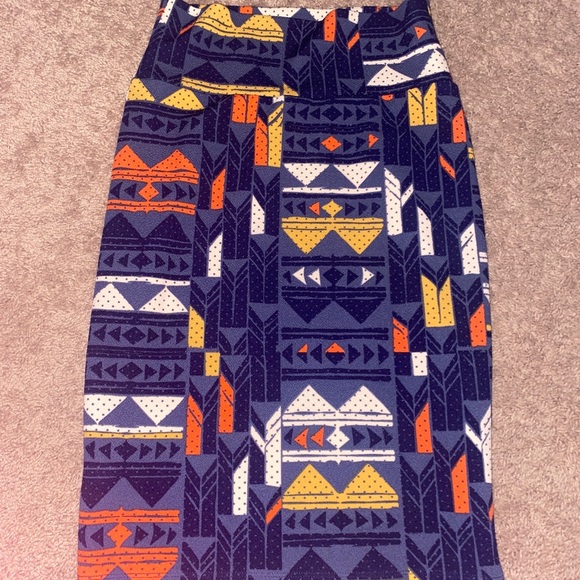 💙 LuLaRoe skirt - Picture 2 of 3